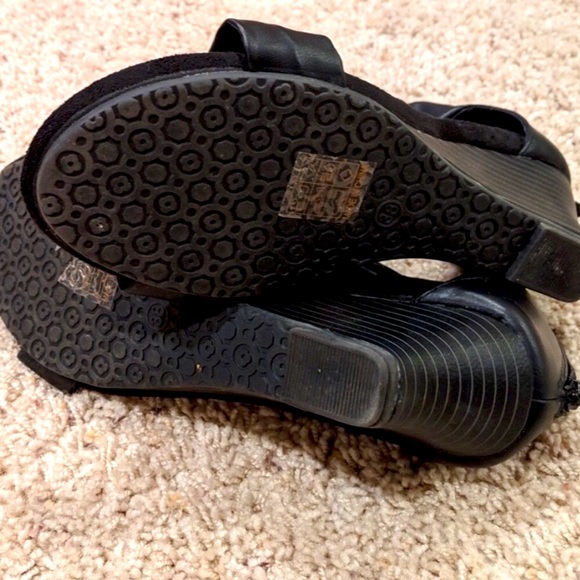 🌹🌹Spring Step black Sandals Size 8 Like New🌹🌹 - Picture 2 of 4